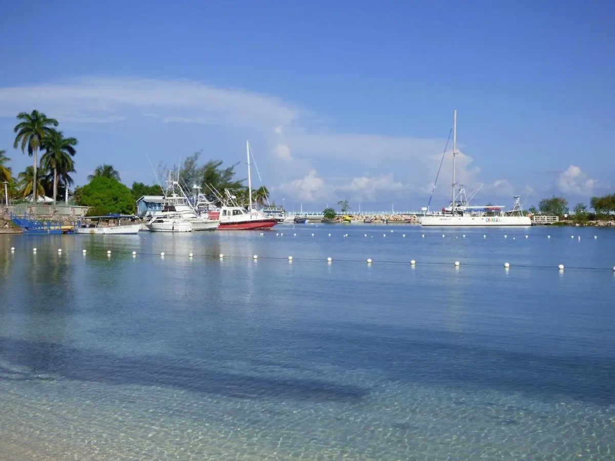 Aparthotel Deluxe Sandcastles Condos Ocho Rios