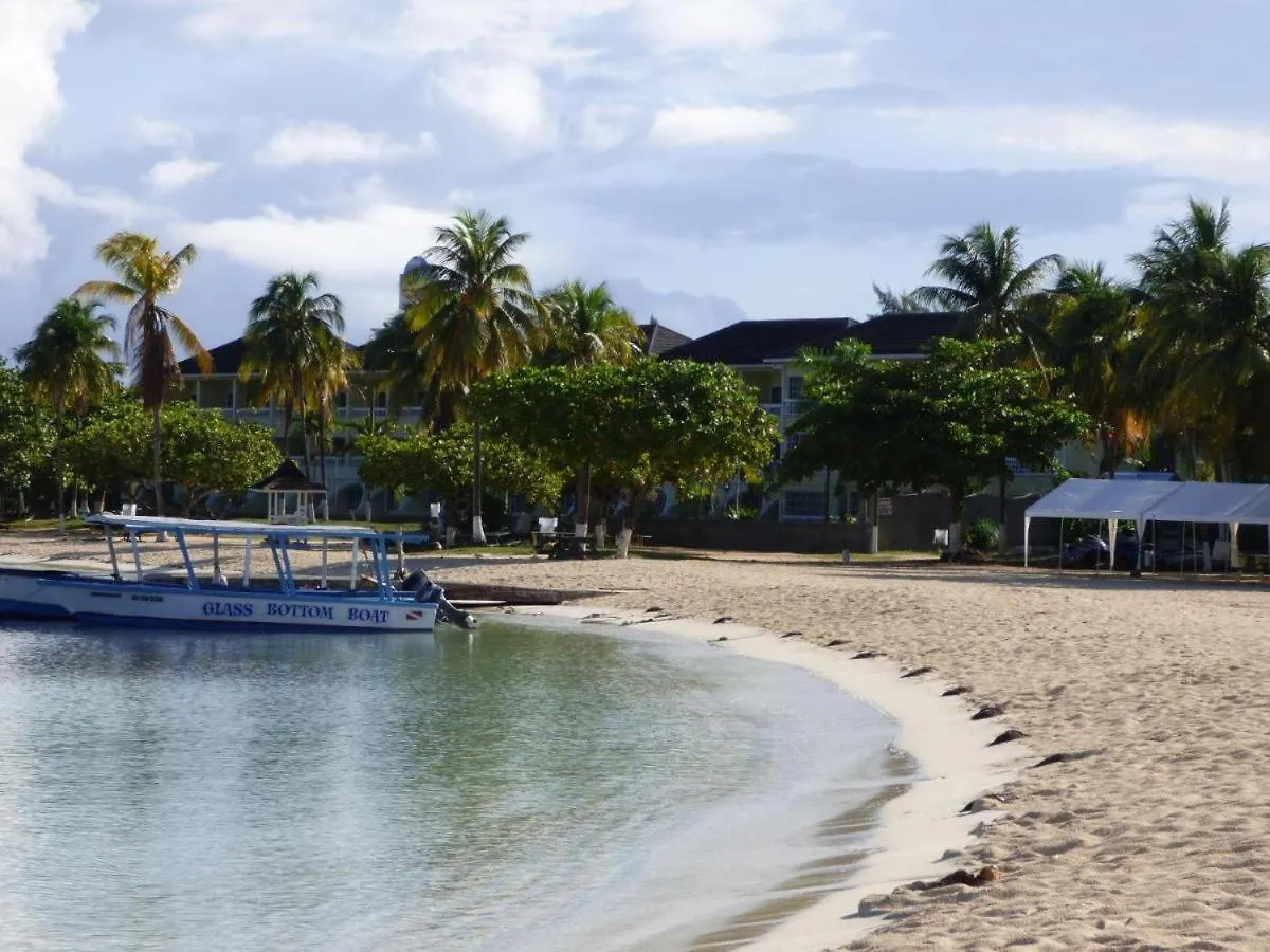 Deluxe Sandcastles Condos Ocho Rios Aparthotel