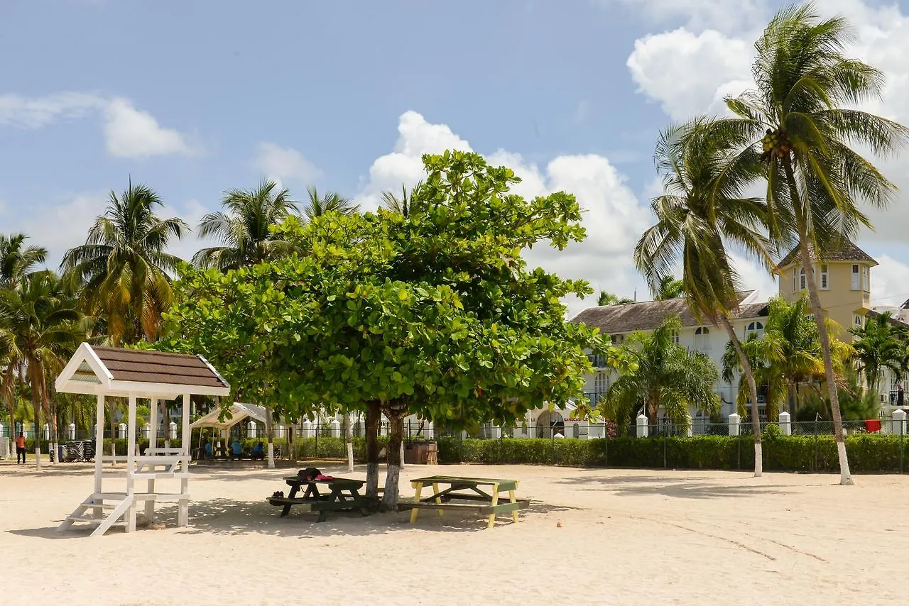Deluxe Sandcastles Condos Ocho Rios