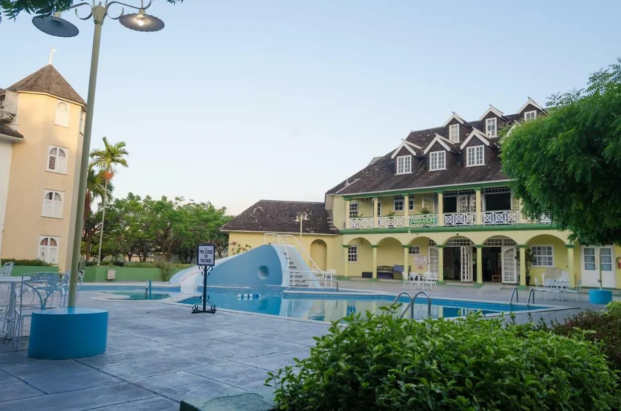 Deluxe Sandcastles Condos Ocho Rios