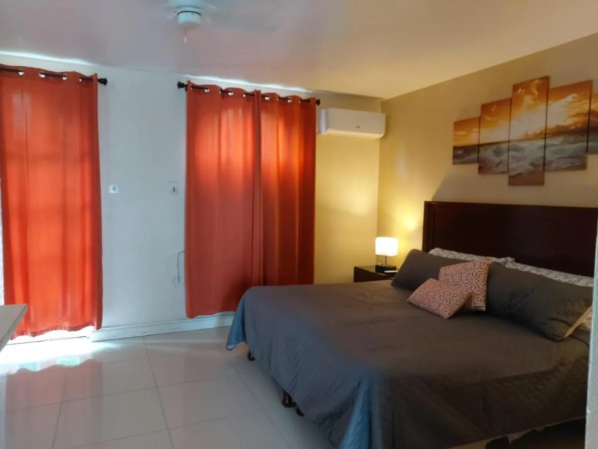 Lägenhetshotell Deluxe Sandcastles Condos Ocho Rios